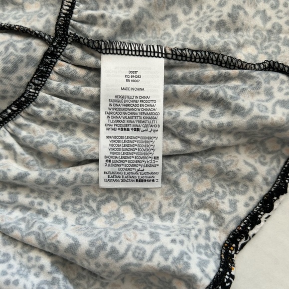 Boden Dress Women's Black Opulent Pome Ruffle Wrap Jersey Mini 4R - Picture 9 of 13